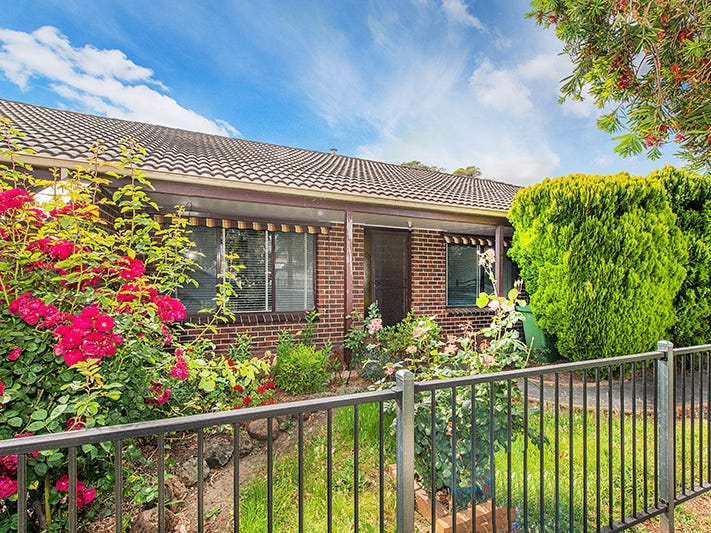 2/14 Codrington Street, Cranbourne, Vic 3977 House for Sale