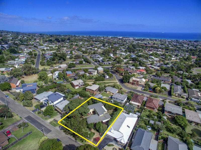 42 Dahlia Street, Dromana, Vic 3936 Property Details