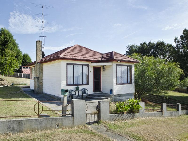 12 Dodd Street, Beaconsfield, Tas 7270 Property Details