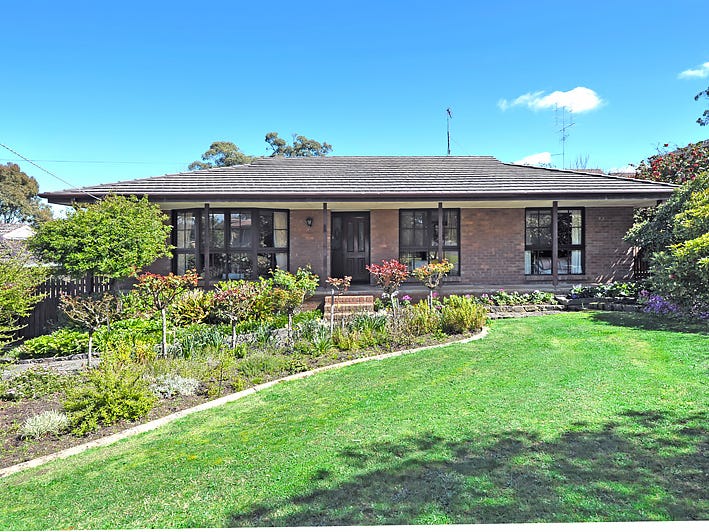 111 Simpson Street, Ballarat North, VIC 3350