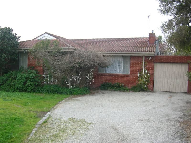 3 Barclay Avenue, Frankston, Vic 3199 Property Details