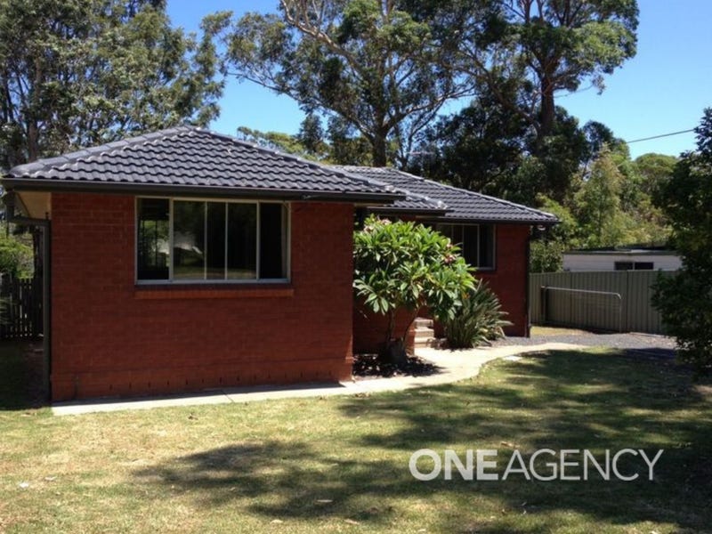 148 Tallyan Point Road, Basin View, NSW 2540