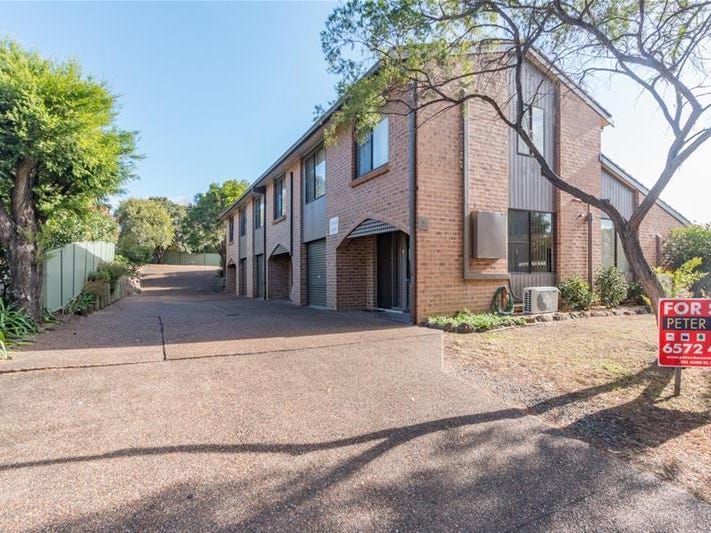 3 Unit complex, 3 Dunlop Close, Singleton, NSW 2330 Property Details