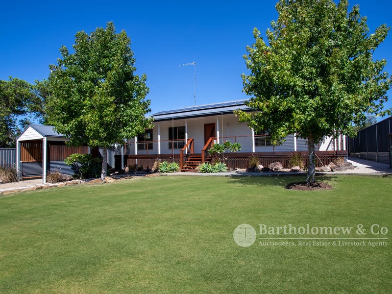 3 Arthur Terrace, Boonah, Qld 4310 Property Details