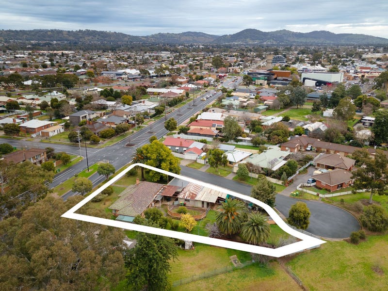 132 Lawrence Street, Wodonga, Vic 3690 Property Details