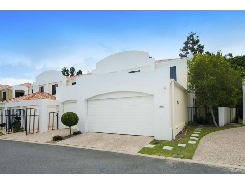 8851 Magnolia Drive E, Hope Island, QLD 4212