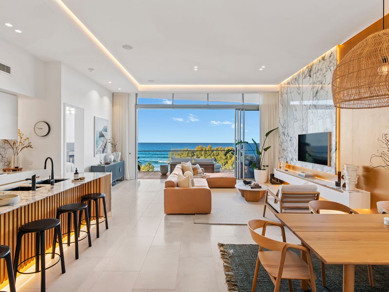 4/142 Marine Parade, Miami, Qld 4220 - Property Details