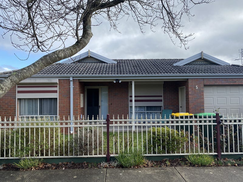 5 Roberts Street, Hamilton, VIC 3300