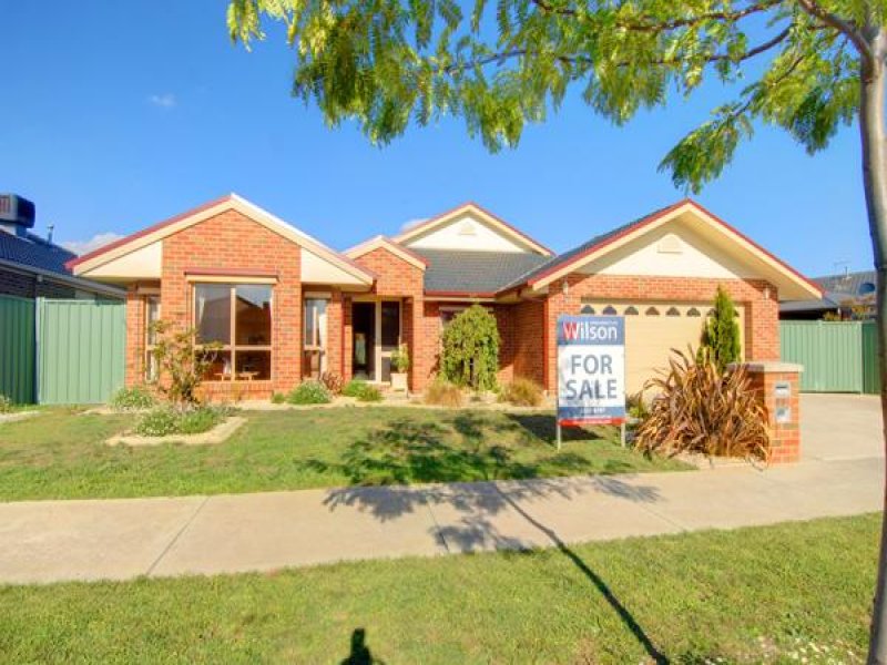 55 Faversham Avenue, Lake Gardens, VIC 3355