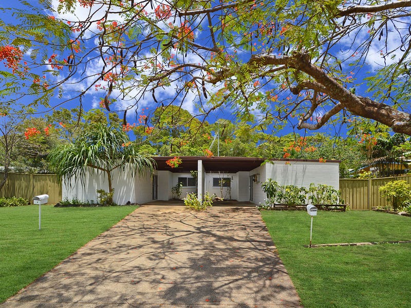 2/65 Bamboo Street, Holloways Beach, QLD 4878