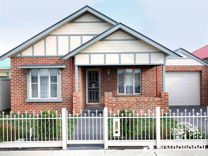 38 Flinders Chase, Pakenham, Vic 3810