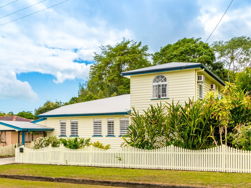 11 Hardwick Street, Stratford, Qld 4870 Property Details