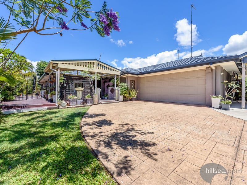49 Daintree Drive, Parkwood, Qld 4214 Property Details