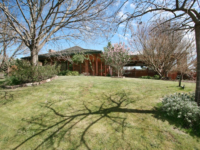 69 Alpine Way, Kilsyth, Vic 3137 Property Details