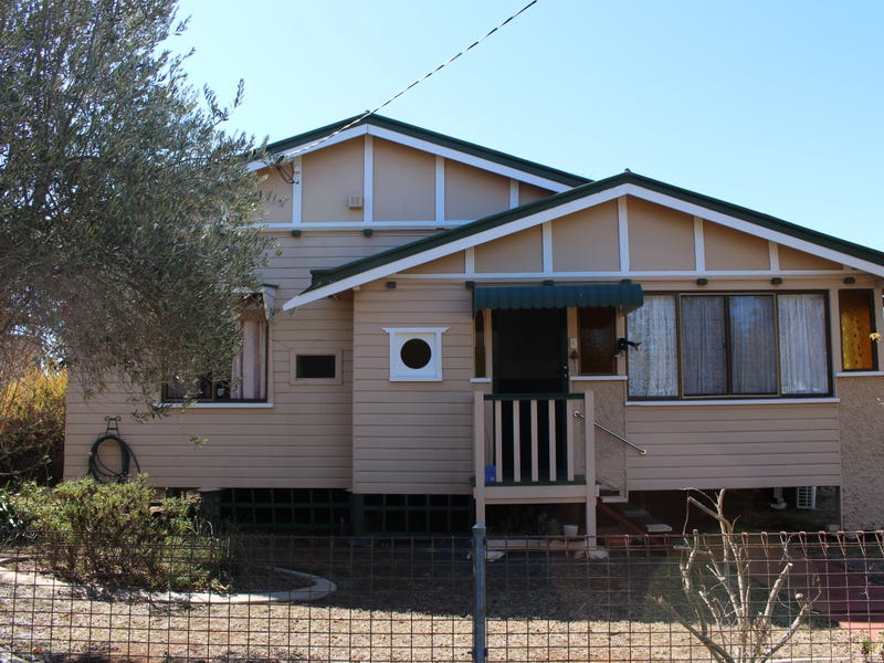 21 Hume Street, Pittsworth, Qld 4356 Property Details