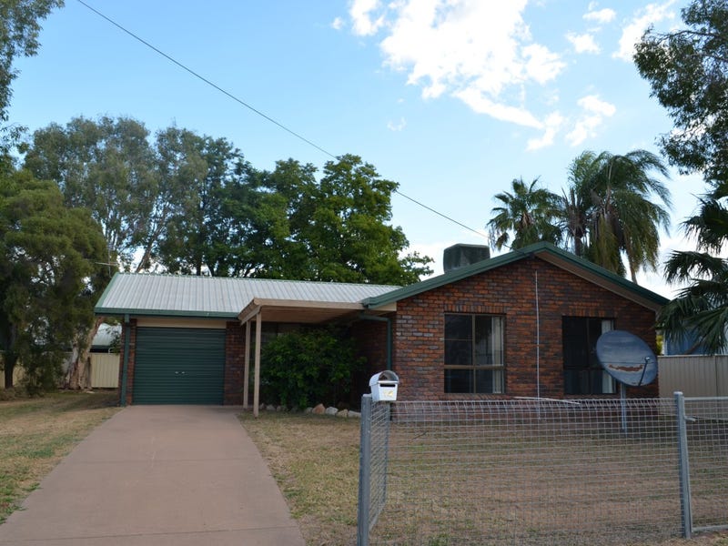 14 Colleen Avenue Emerald Qld 4720 Realestate Com Au