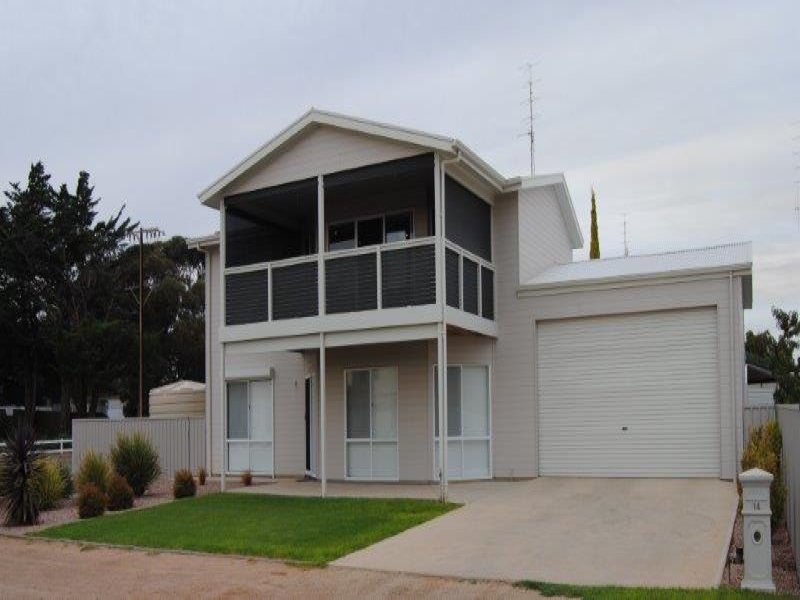 14 Stuckey Street, Moonta Bay, SA 5558