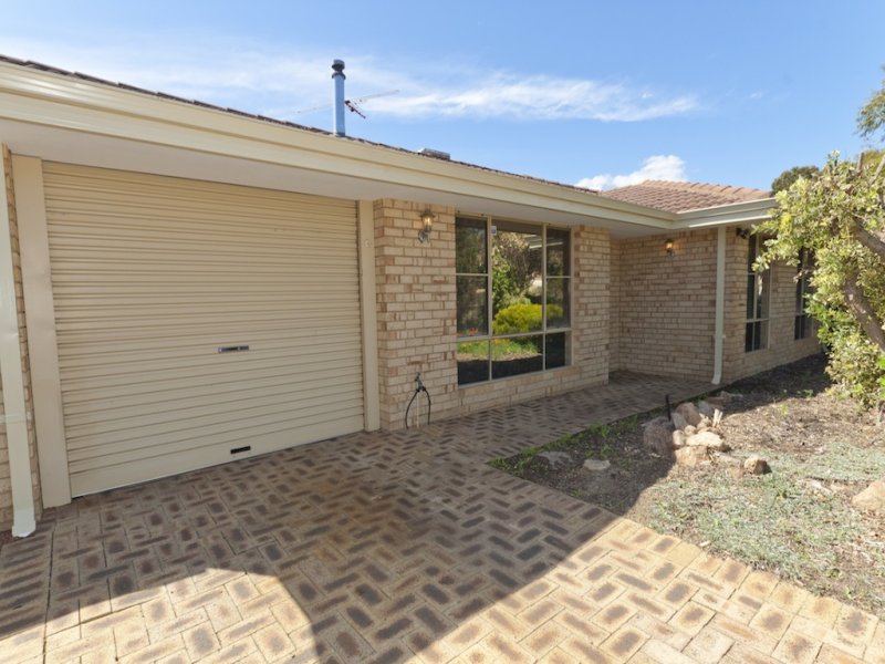 28 Gaze Court, Armadale, WA 6112