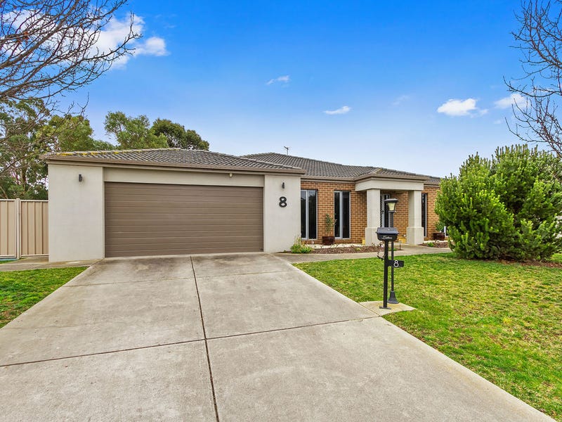 8 Stuart Place, Sale, Vic 3850 Property Details