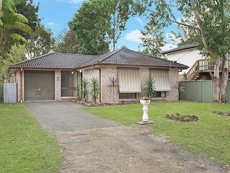 28 Lloyd Grove, Tanilba Bay, NSW 2319