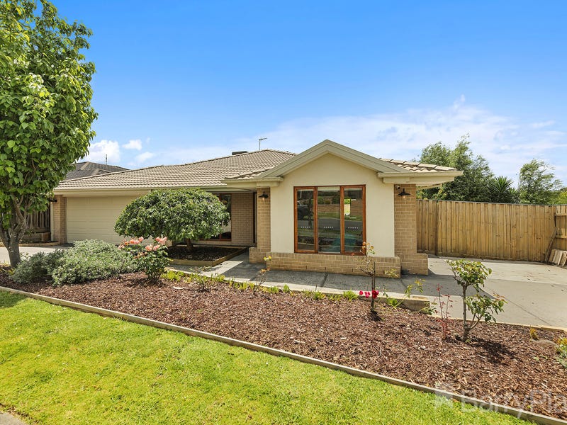 4 Rimfire Avenue, Drouin, Vic 3818 House for Sale