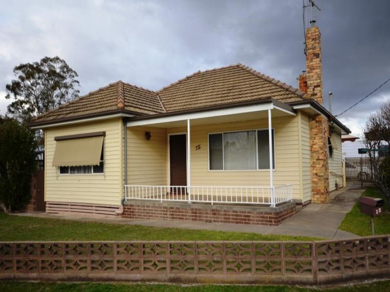 13 Hope Street, Kangaroo Flat, VIC 3555