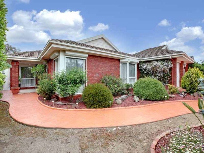 8 Spellman Avenue, Sydenham, Vic 3037 Property Details