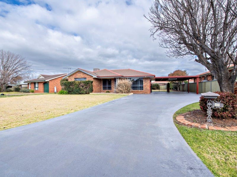 22 Cormorant Crescent, Dubbo, NSW 2830 Property Details