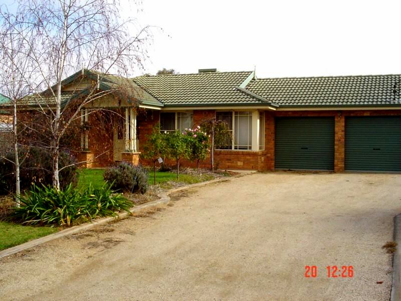 48 South Gloucester Street, Forbes, NSW 2871