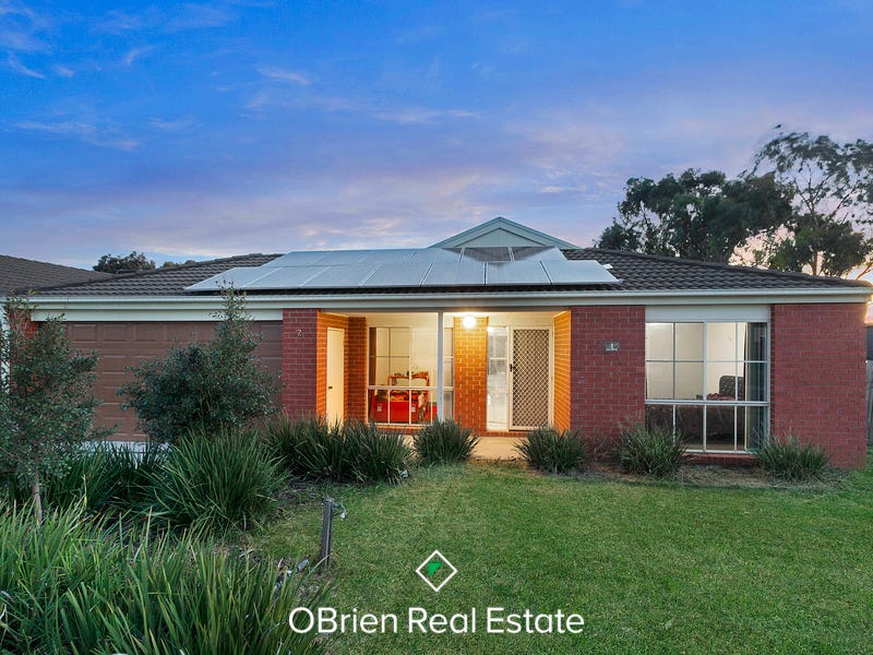 2 Grand Arch Way, Berwick, Vic 3806 Property Details