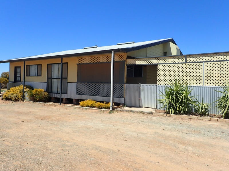 22 Eighteenth St, Orroroo, SA 5431 Property Details