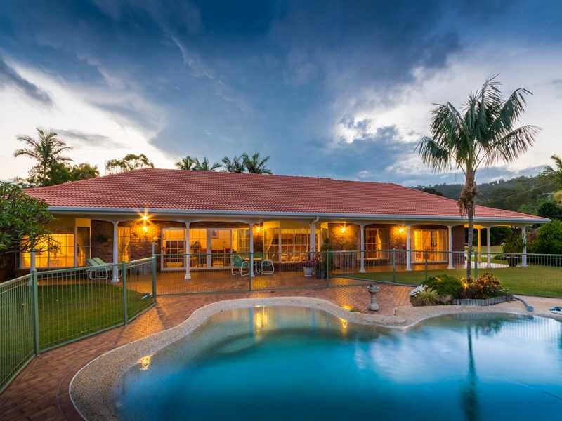 15 Duchess Court, Tallai, QLD 4213