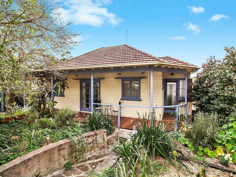4 Derby Road, Hornsby, NSW 2077
