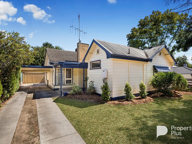 172 St Aidans Road, Kennington, Vic 3550 - Property Details