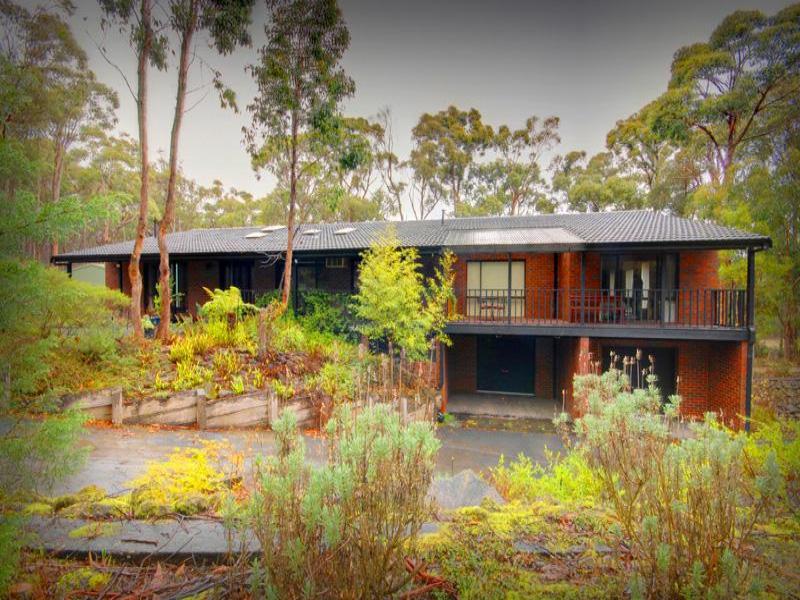 108 Hendersons Lane, Buninyong, Vic 3357 Property Details