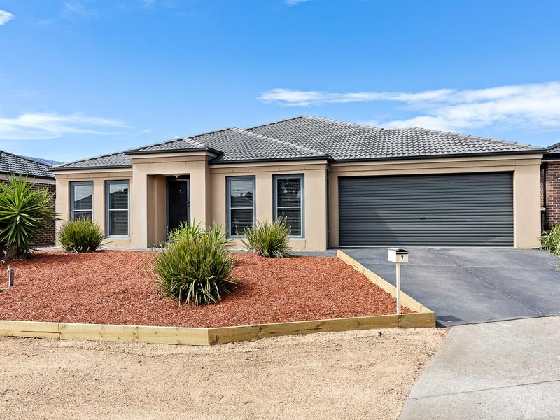 7 Stringybark Close, Manor Lakes, Vic 3024 Property Details