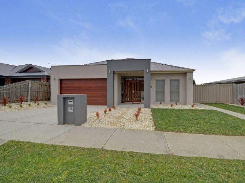 15 Graduate Place, Traralgon, Vic 3844 Property Details