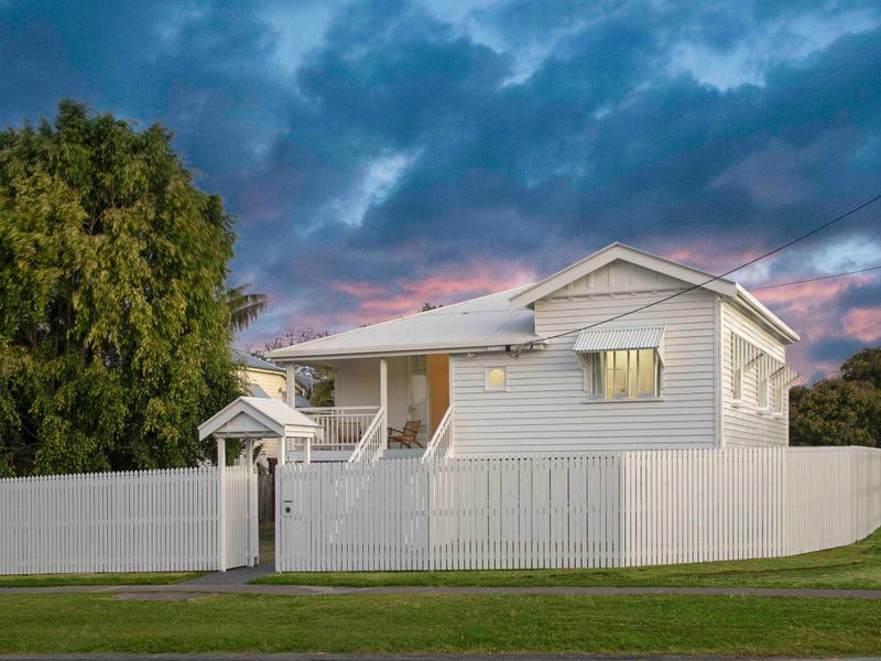 94 Englefield Road, Oxley, Qld 4075 Property Details