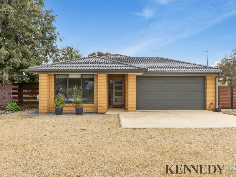 1 Vagg Street, Tungamah, Vic 3728 House for Sale