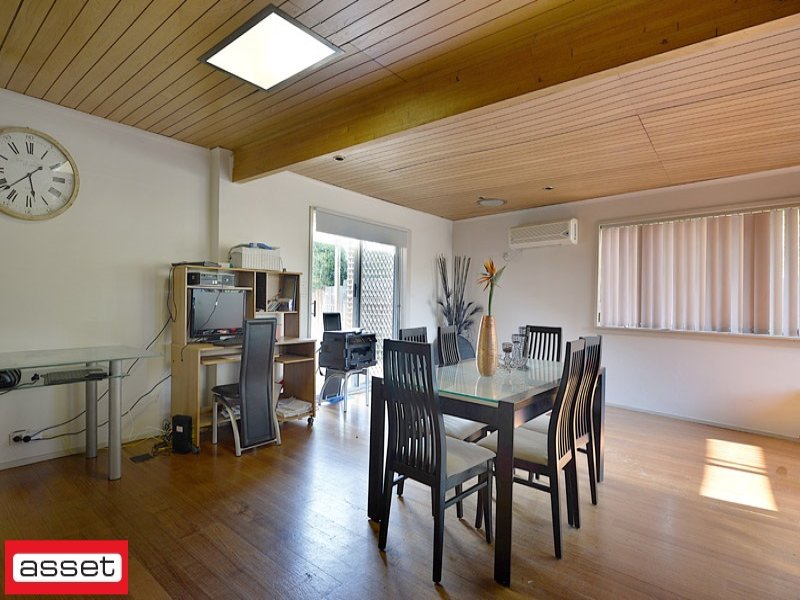 13 Hayman Avenue, Seaford, Vic 3198 Property Details