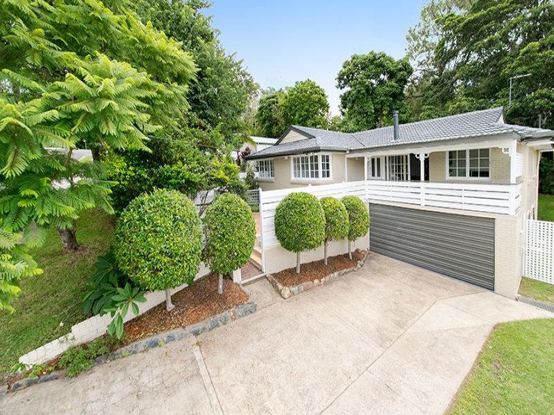 111 Marshall Lane, Kenmore, Qld 4069 Property Details