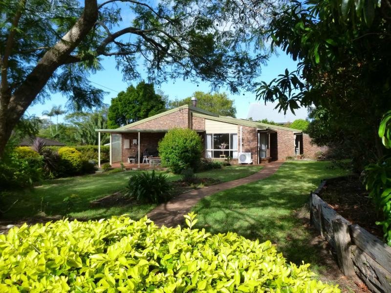 25 Post Office Road, Mapleton, Qld 4560 Property Details