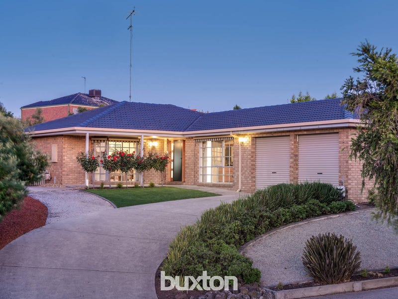 19 Highland Way, Leopold, VIC 3224