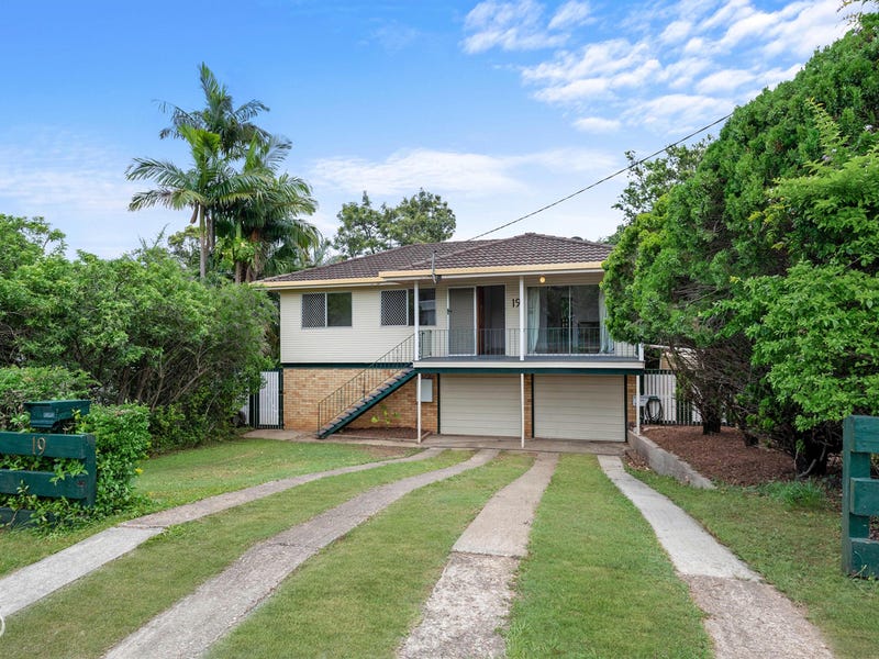19 Violet Street, Everton Hills, QLD 4053