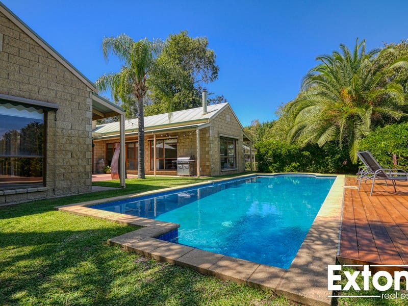 98 Quicks Road, Barooga, NSW 3644