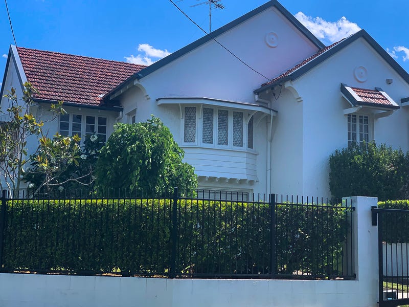 51 Creswick St, Clayfield, Qld 4011 Property Details