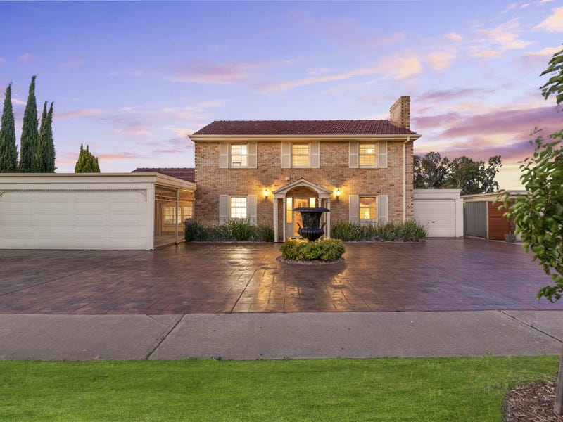 99 Lochside Drive, West Lakes, SA 5021