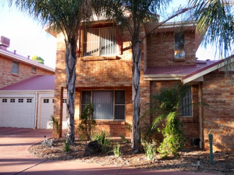 2/110 Collins Street, Kalgoorlie, WA 6430 Property Details
