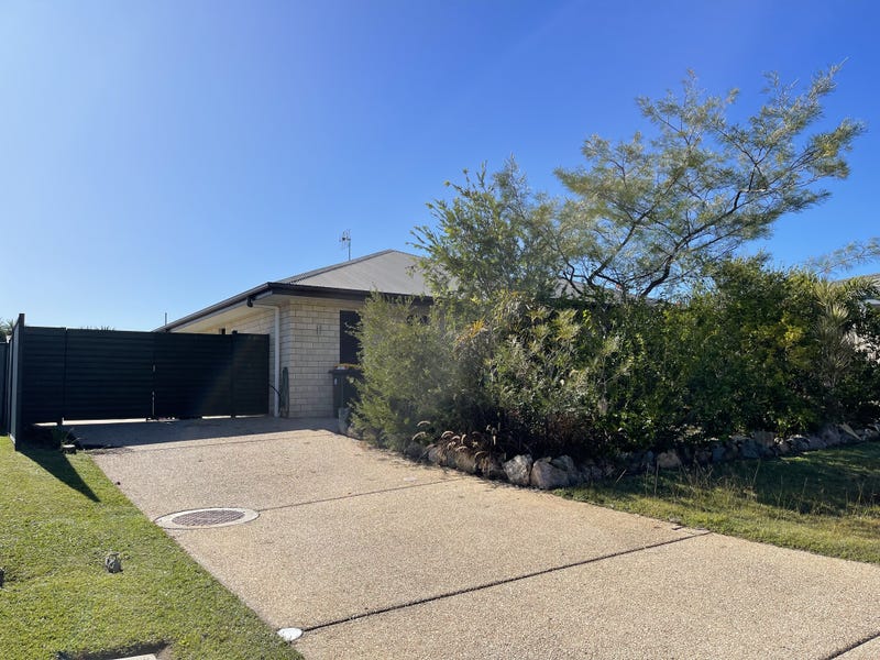 74 Utah Dr, Moranbah, Qld 4744 House for Sale