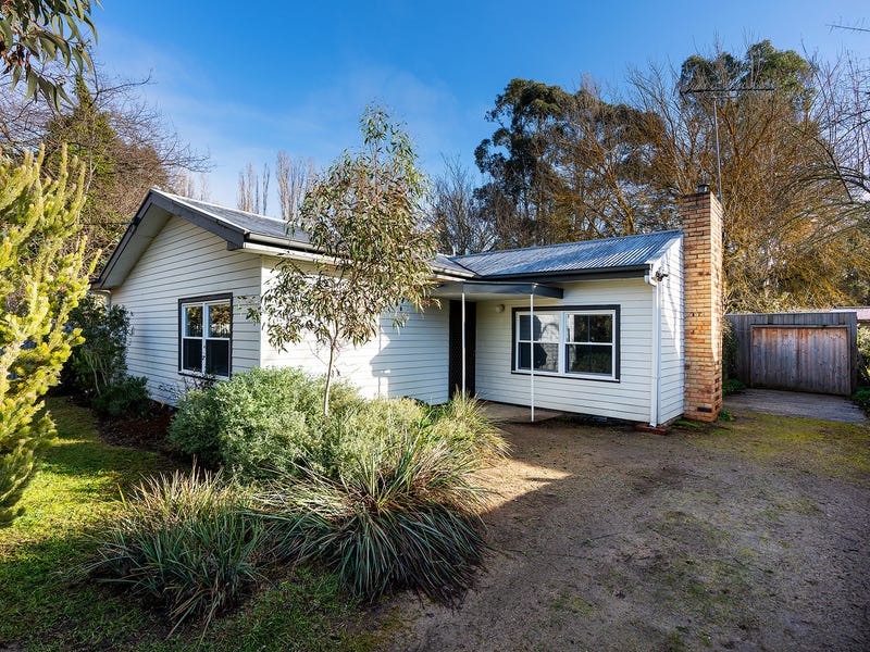 204 Main Road, Chewton, Vic 3451 - House for Sale - realestate.com.au